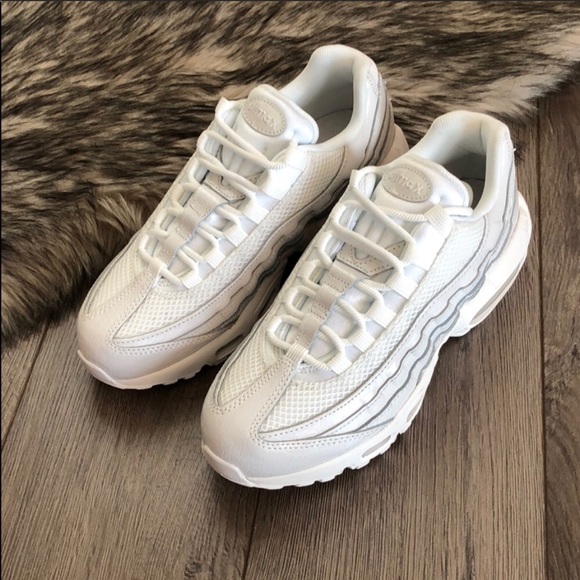 NWT Nike Air Max premium white - Picture 6 of 6